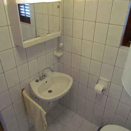 Nada - 100 M From Apartament *